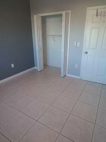Tyler St — Photo 1