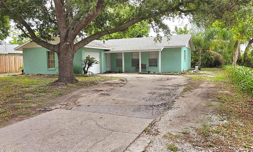 1st image of 522 Melody Cir