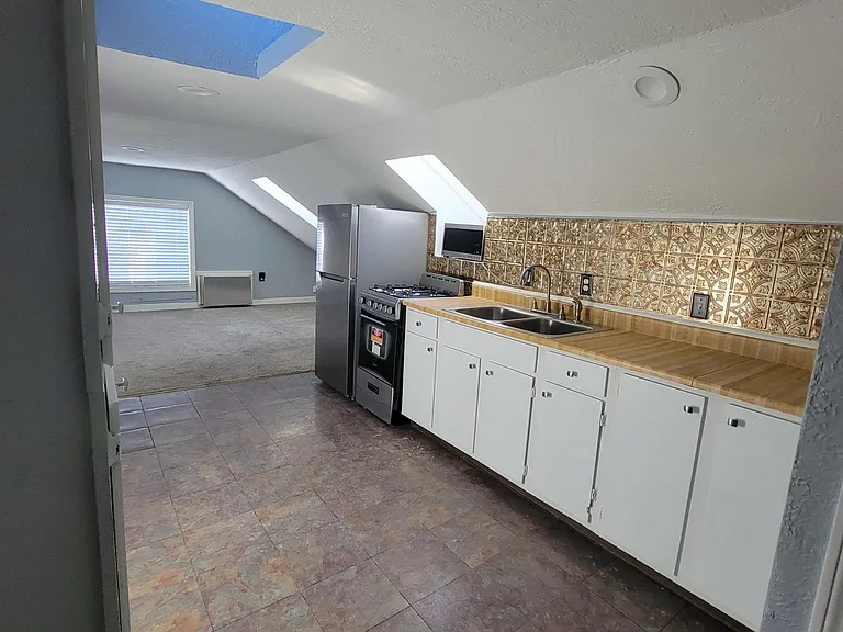 43 Ring St #3 — Photo 3