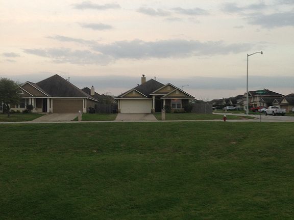 3rd image of 2715 Barronwood Dr