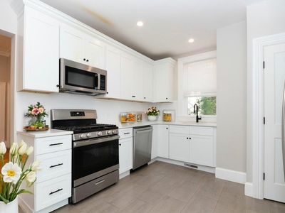 14 Grant St, Dorchester, MA, 02125