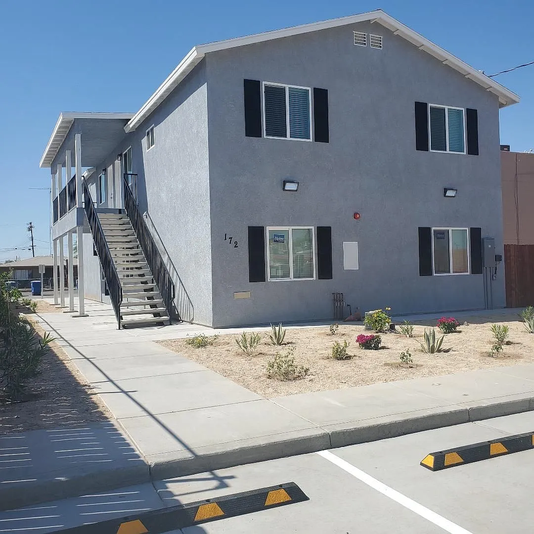 172 Alamo Street — Photo 1