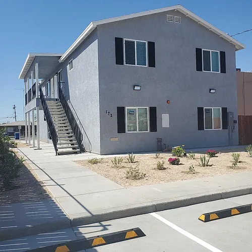 172 W Alamo St Photo 1