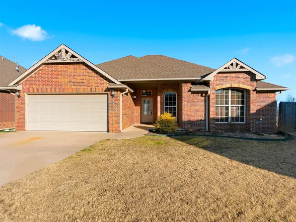 431 Westchester Ct, Ada, OK 74820