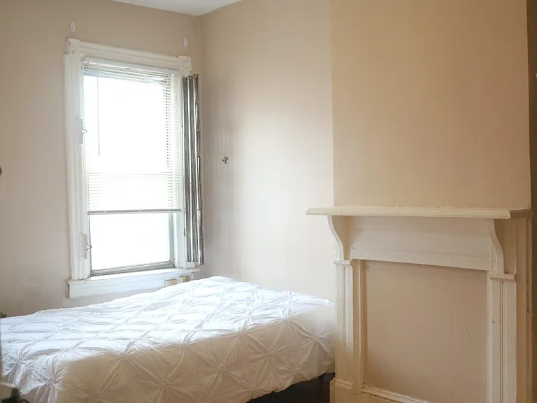 1353 Irving St NW #8 — Photo 3