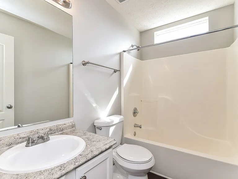 5160 Towne Park Dr — Photo 16