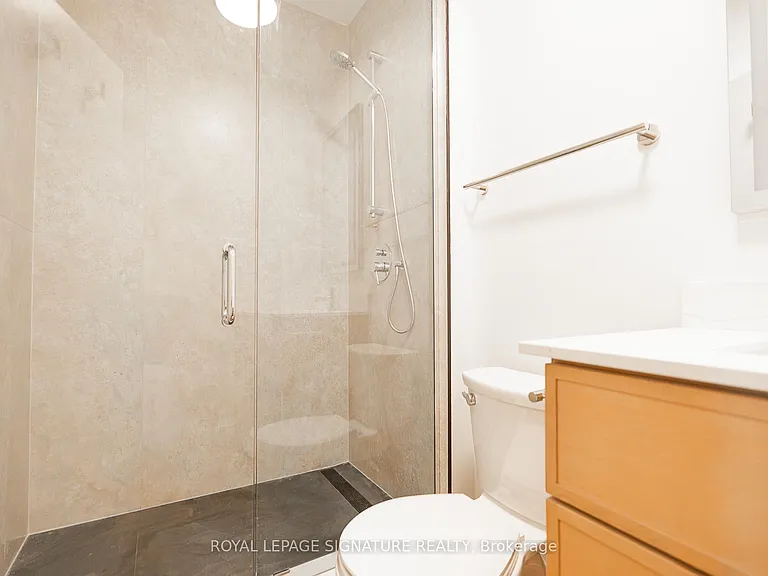 7 Earnscliffe Rd #5 — Photo 11