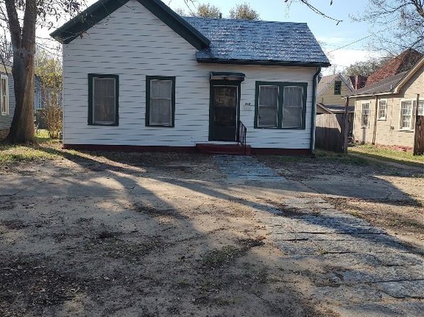 210 Selma Ave, Valley Grande, AL 36701