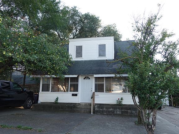 4th image of 1609 Buchanan Ave SW