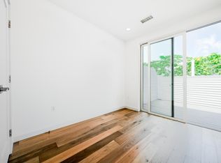 99 Elmwood St #312, Cambridge, MA 02140