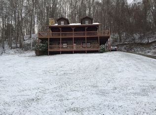 909 Buckeye Rd, Elk Park, NC 28622