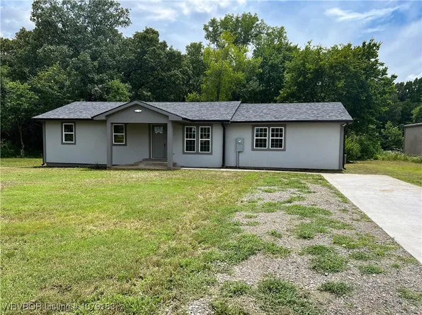 4923 Red Hill Rd, Alma, AR 72921