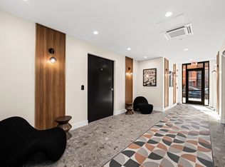 1439 W Fillmore St #104, Chicago, IL 60607