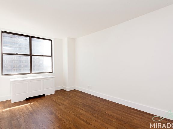 4th image of 330 E 39th St APT 34B