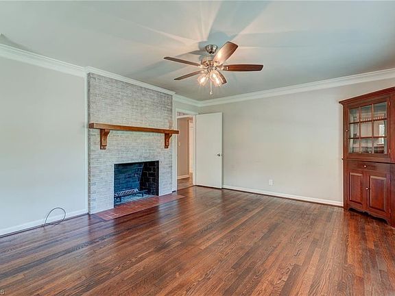 5th image of 1656 Arrow Wood Rd
