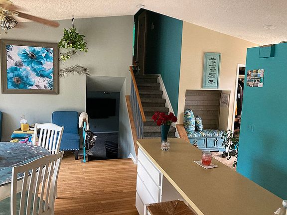 2nd image of 3674 Lido Dr
