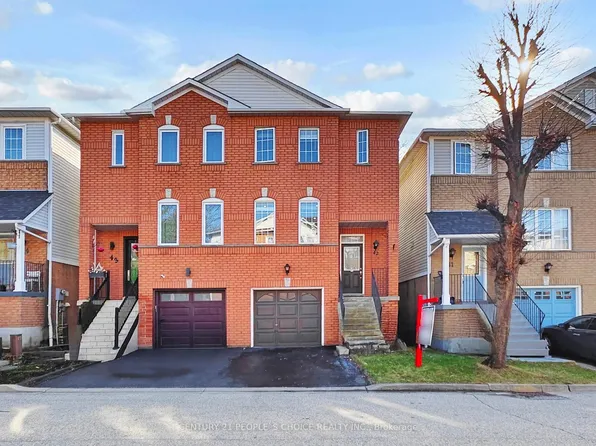 1480 Britannia Rd W #42, Mississauga, ON L5V 2K4