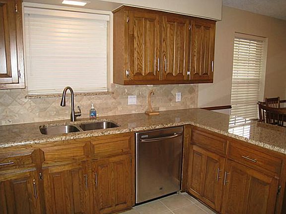 3rd image of 1017 Anita Dr
