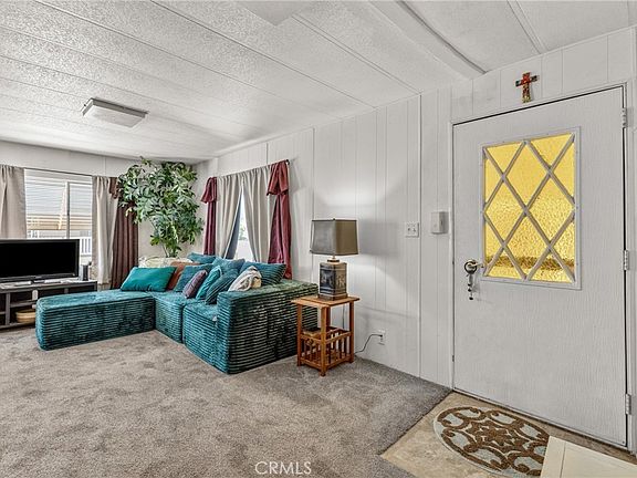 4th image of 881 N Lake St Space 362