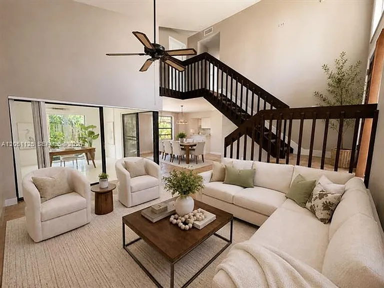 11712 SW 91st Ter #Townhouse 11712 — Photo 3