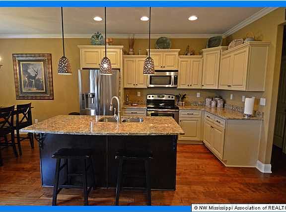 3rd image of 6838 Dakota Cir
