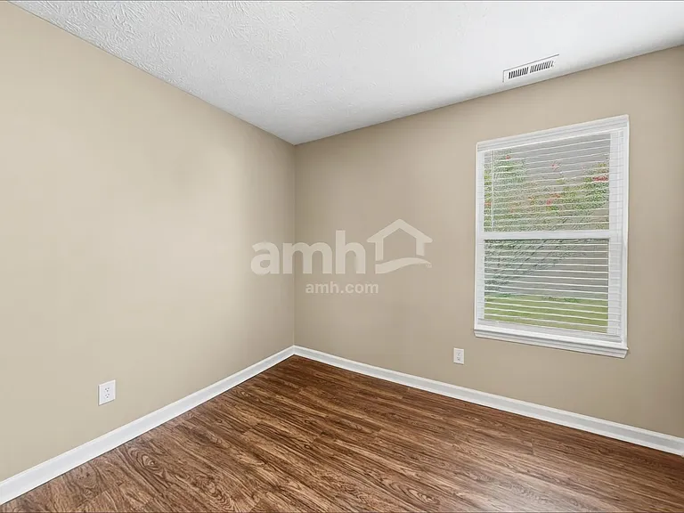 2521 Monarchy Ln — Photo 11