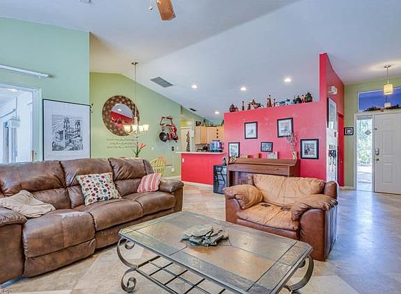 2nd image of 4601 Key Largo Ln