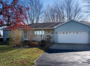 8694 E Broomfield Rd, Mount Pleasant, MI 48858