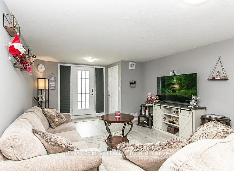 1674 Fischer Hallman Rd #F — Photo 7