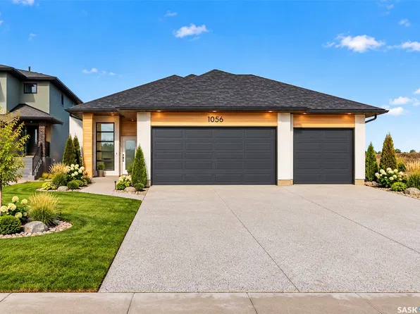 1056 West Park Boulevard, Moose Jaw, SK S6J 0E6
