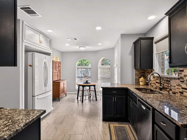 2018 BUDDING BLVD, San Antonio, TX 78247