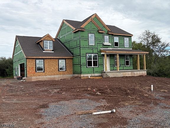 3rd image of 3 Paetzell Farm Rd
