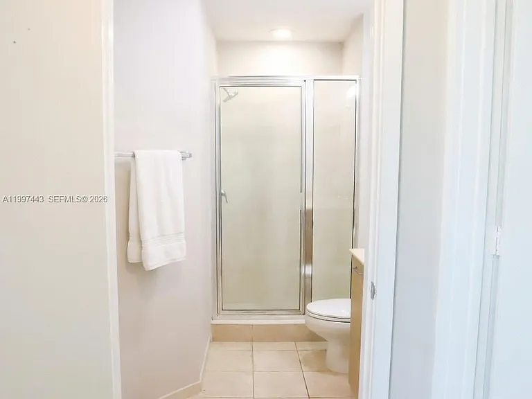 350 NE 24th St #601 — Photo 14