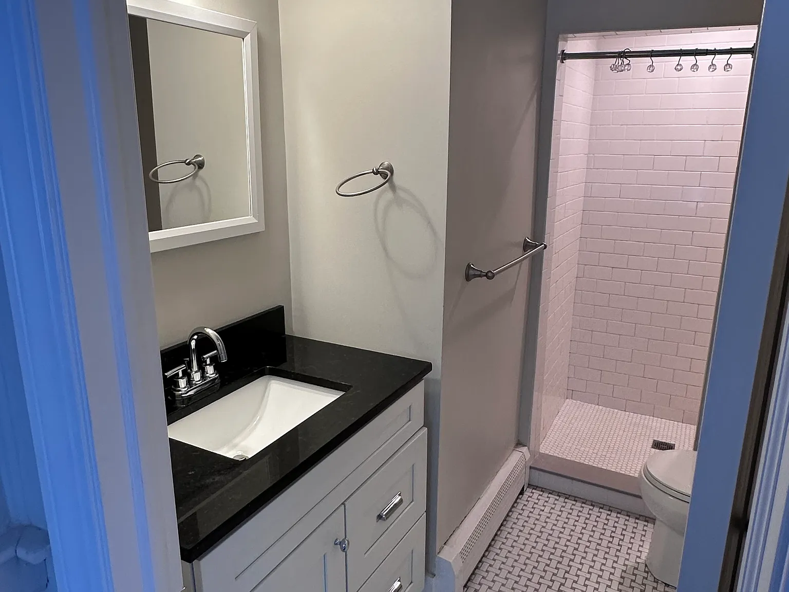 2 bed, 900 sqft, $2,000 — Photo 3