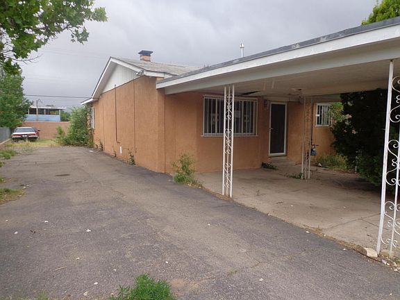 4th image of 3940 Las Vegas Dr SW