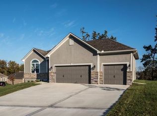 2508 SE Ridge Line Dr, BLUE SPRINGS, MO 64014