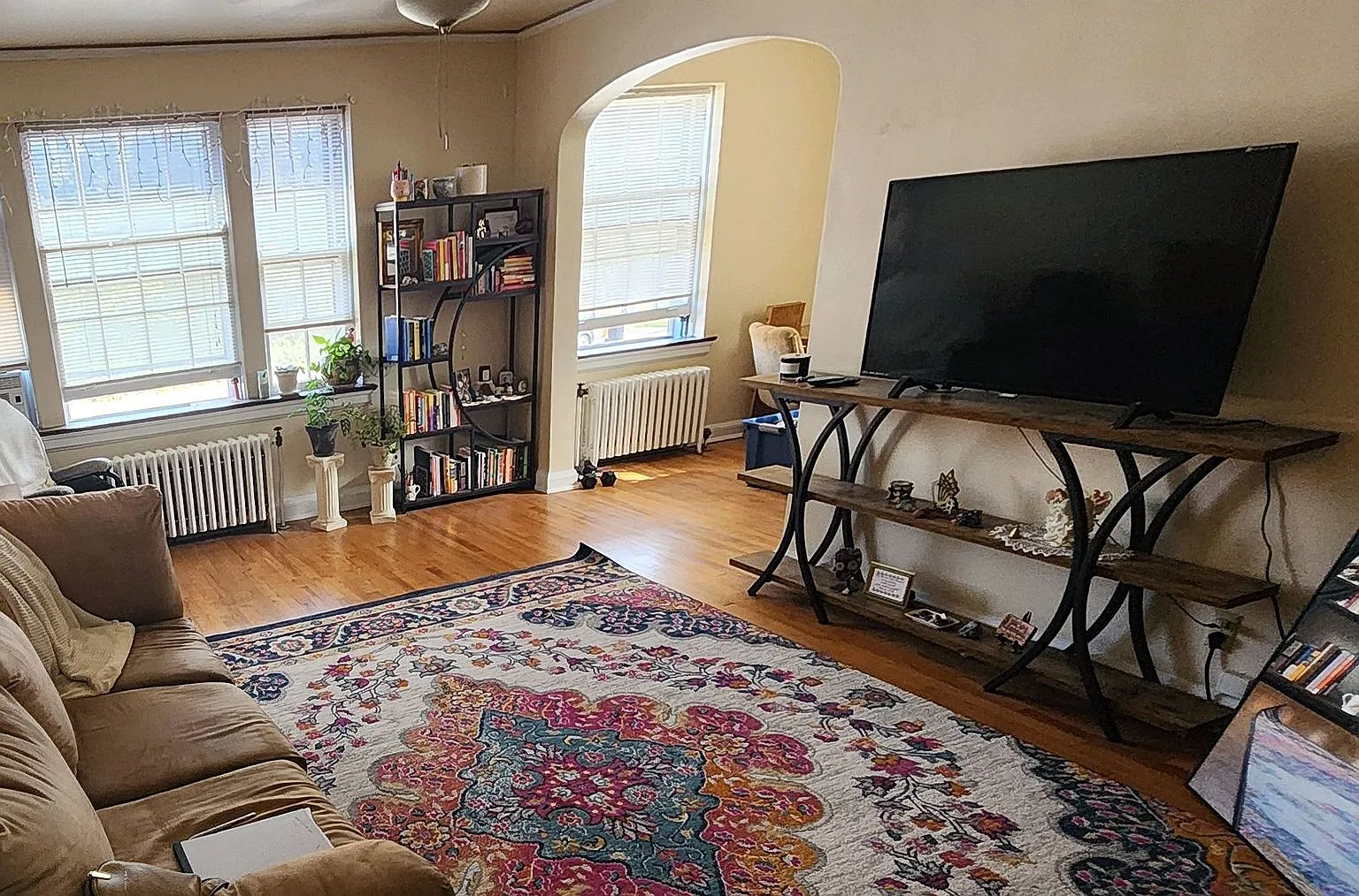 1423 Martha Washington Dr. — Photo 1