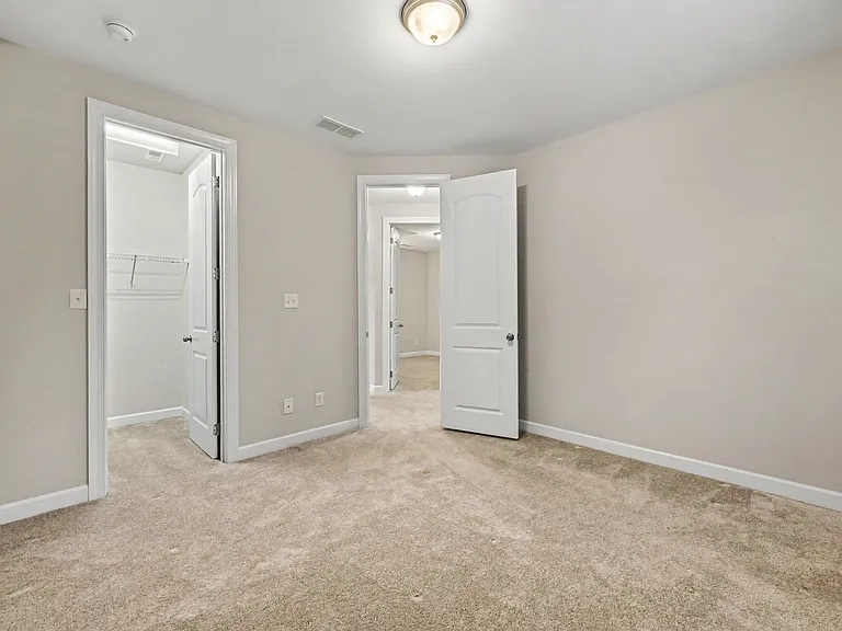 14131 Old Vermillion Dr — Photo 29
