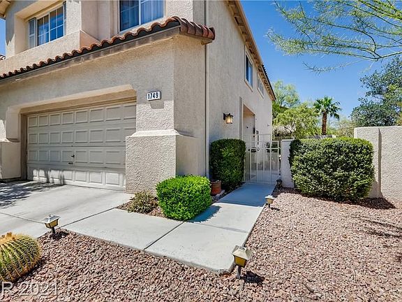 3rd image of 1749 Del Mira Dr