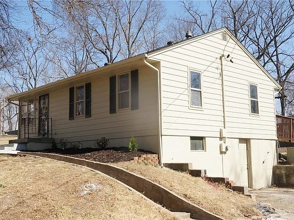 3rd image of 3027 N 47th St