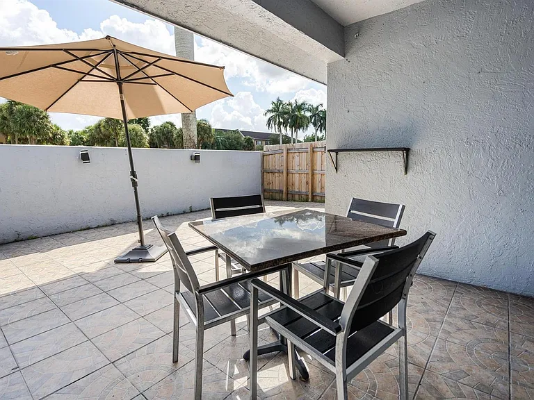 9703 SW 142nd Ct — Photo 28