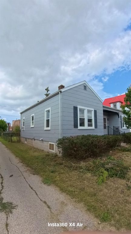 33 5th St, Fond Du Lac, WI - View 2