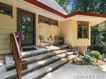 4th image of 138 Red Brook Ln