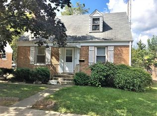 931 N 7th St, Dekalb, IL 60115