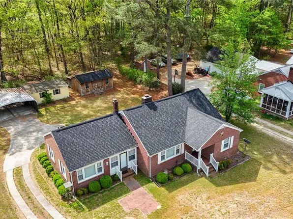 26502 Pine Hvn, Courtland, VA 23837