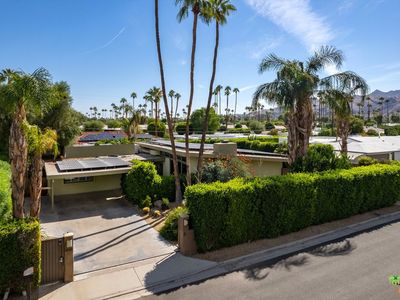 1048 S Calle Marcus, Palm Springs, CA, 92264