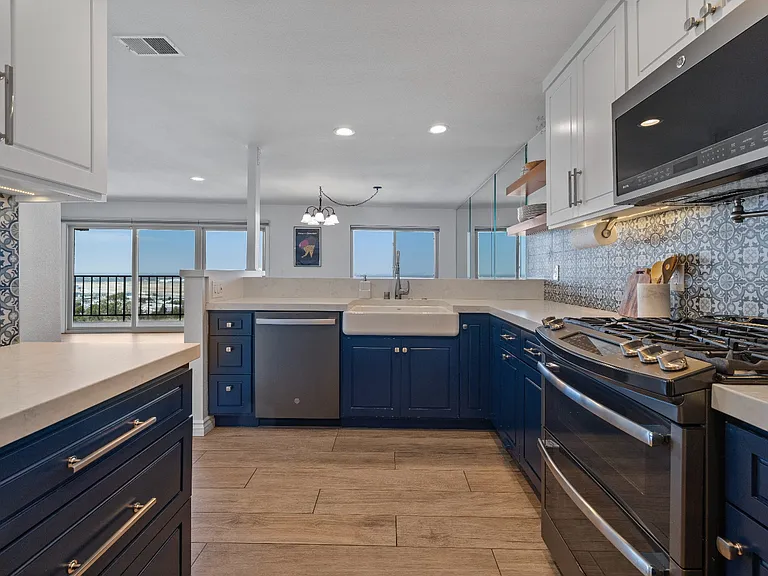 2700 E Panorama Dr #208 — Photo 16