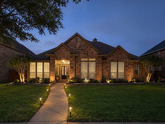 2nd image of 1001 Lochness Ln