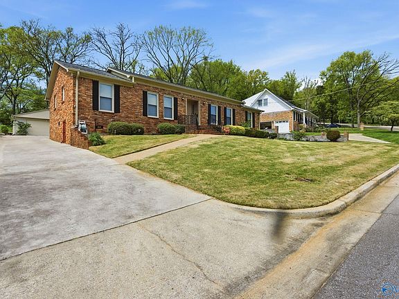2nd image of 1913 Epworth Dr NE