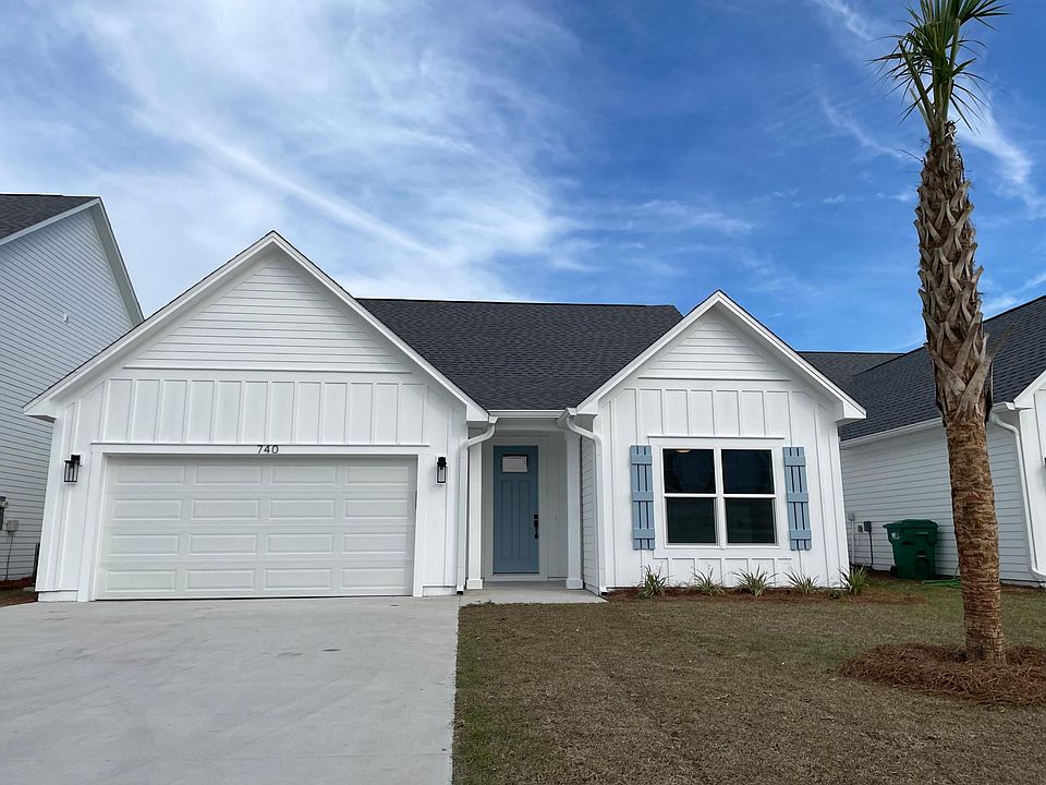 1st image of 740 Landing Cir
